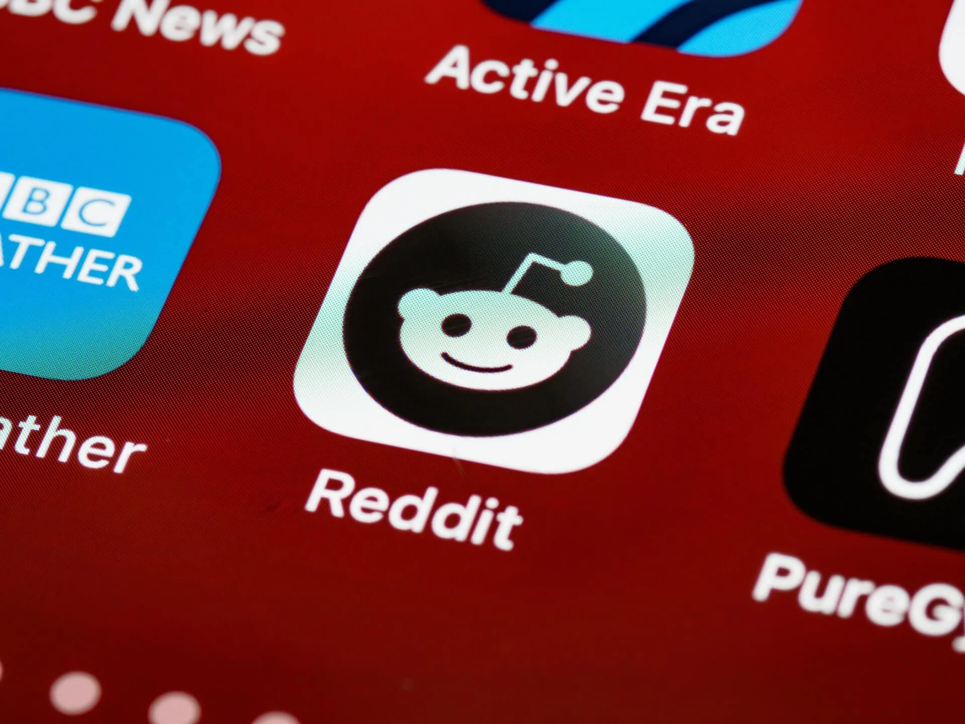 Reddit Marketing: The Ultimate Guide